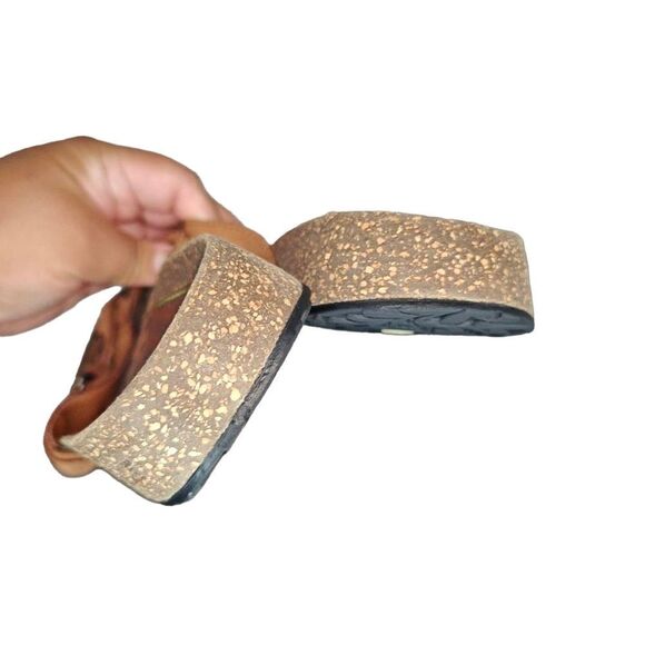 Teva Ventura Thong Leather Sandals - Picture 5 of 6